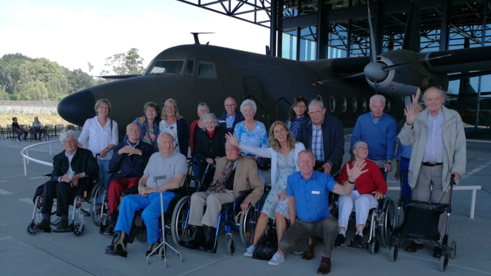 Bewoners Villa Sluysoort bij Nationaal Militair Museum